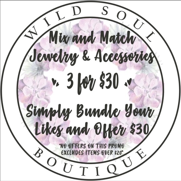 • Penelope • 15 pc. Boho Flower Ring Set - Picture 4 of 4